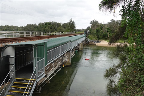 Boambee-footbridge-1.jpg