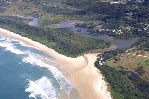 Hearnes-Lake-aerial-NSW-department-planning-and-environment_1.jpg